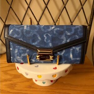 Michael Kors Whitney Heart Wallet NWT